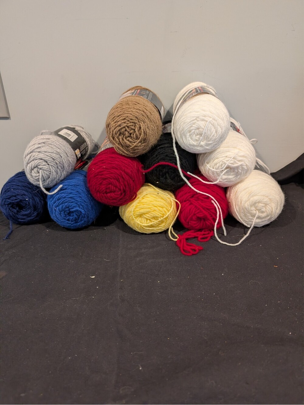 Red Heart Super Saver Yarn Lot 11 Skeins 7 oz 100% Acrylic Assorted Colors